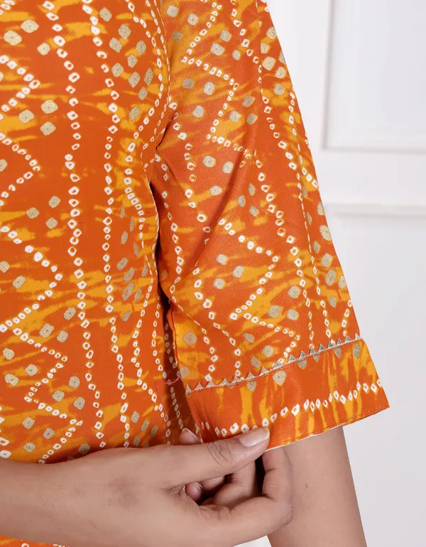 Doriyaaan_Womens_Yellow_Bandhani_Printed_Straight_Kurti