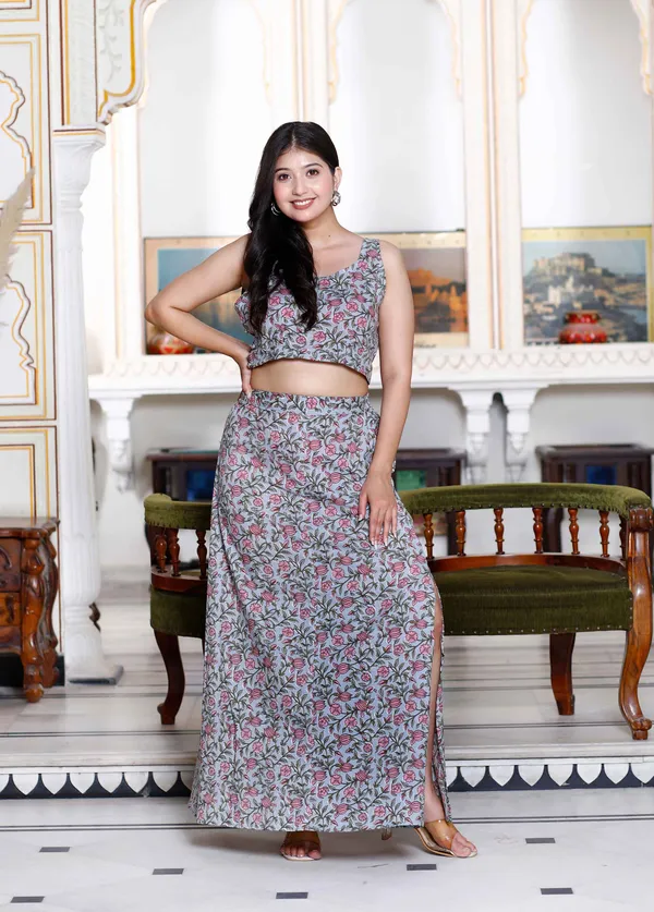 Women's_Grey_Floral_Printed_Crop_Top_And_Skirt_Co-Ord_Set_-_Doriyan