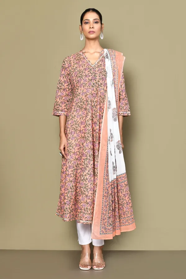 Women's_Surpassing_Orange_Partywear_Floral_Printed_Anarkali_Kurta_DupattaÃ‚_-_Doriyan