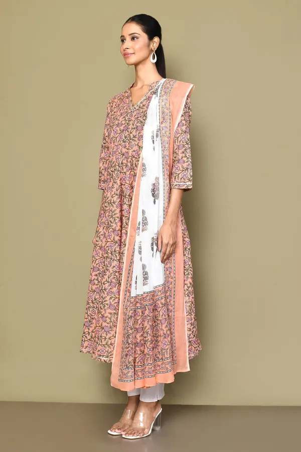 Women's_Surpassing_Orange_Partywear_Floral_Printed_Anarkali_Kurta_DupattaÃ‚_-_Doriyan