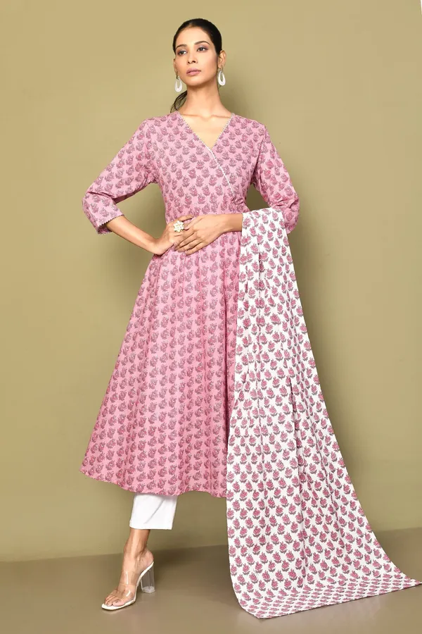 Women's_Cotton_Floral_Print_Anarkali_Kurta_With_Dupatta_-_Doriyan