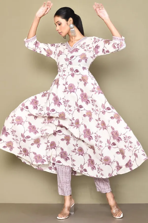 Women's_Pink_Floral_Printed_Anarkali_Kurta_With_Palazzo_-_Doriyan