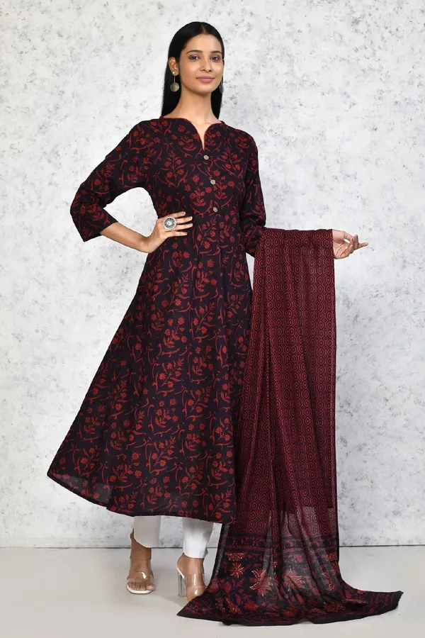 Women's_Cotton_Floral_Print_Maroon_Anarkali_Kurta_With_Dupatta_-_Doriyan