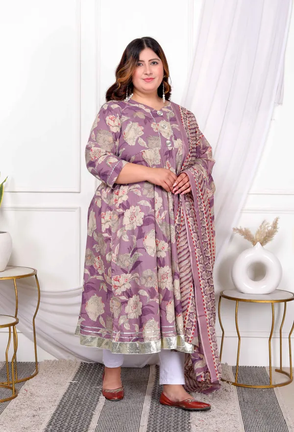 Women's_Plus_Size_Purple_Flower_Printed_With_Beautiful_Lace_Border_Details_Anarkali_Kurta_With_Dupatta_Set_-_Doriyan