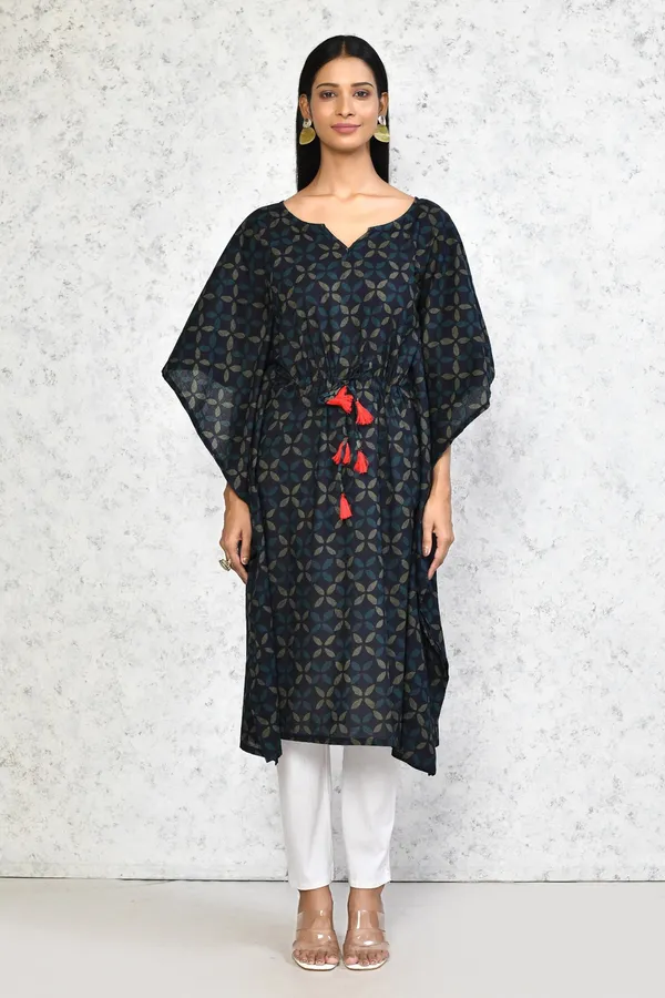 Women's_Navy_Blue_Printed_Flared_Sleeves_Kaftan_-_Doriyan