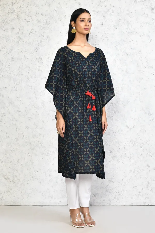 Women's_Navy_Blue_Printed_Flared_Sleeves_Kaftan_-_Doriyan
