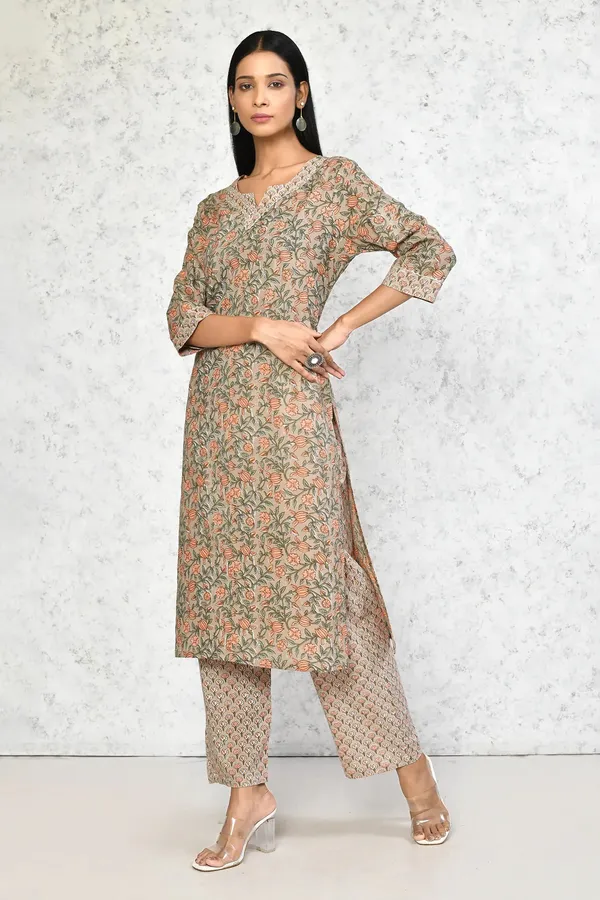 Women's_Pure_Cotton_Printed_Straight_Kurta_And_Palazzo_-_Doriyan
