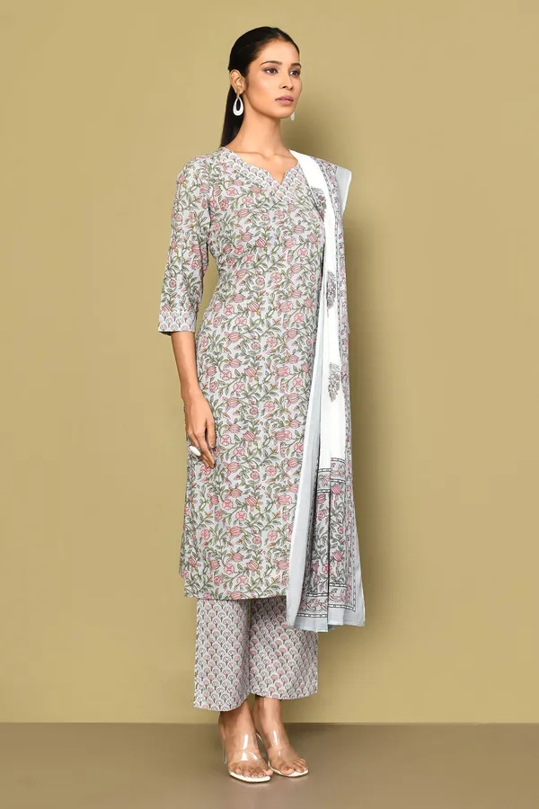 Women's_Blue_Floral_Printed_Gota_Patti_Cotton_Kurta_With_Palazzo_And_Dupatta_Set_-_Doriyan