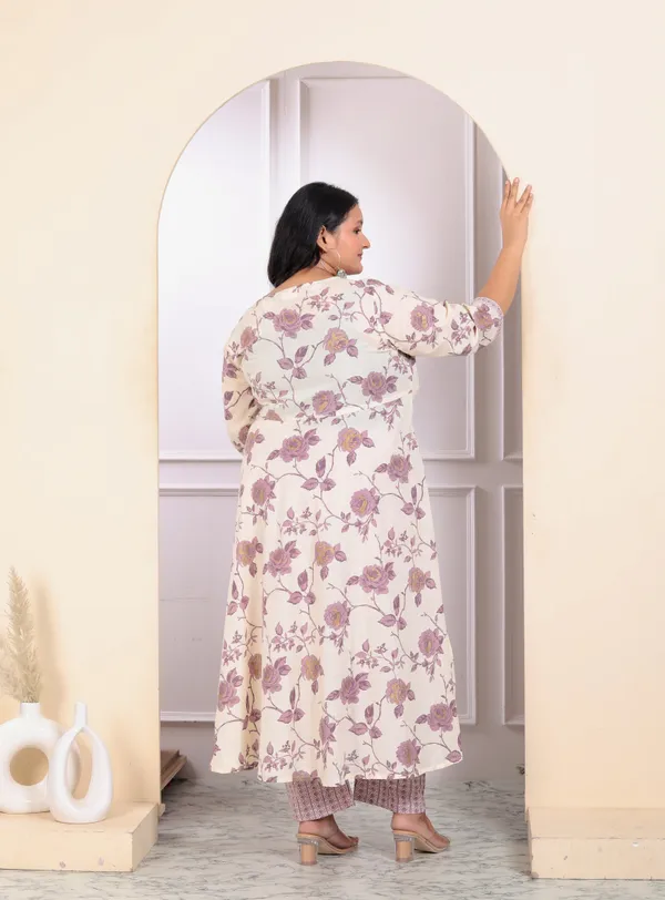 Women's_Plus_Size_Floral_Pink_Anarkali_Kurta_With_Palazzo_And_Dupatta_Set_-_Doriyan