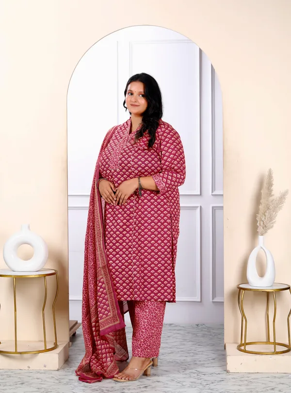 Women's_Plus_Size_Floral_Printed_Gota_Patti_Pink_Straight_Pure_Cotton_Kurta_And_Palazzo_With_Dupatta_Set_-_Doriyan