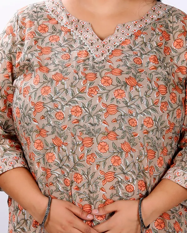 Women's_Plus_Size_Brown_Floral_Printed_Kurta_With_Palazzo_-_Doriyan