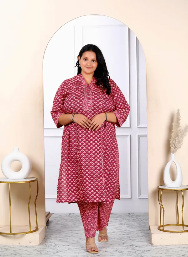 Women's_Plus_Size_Floral_Printed_Charming_Pink_Straight_Kurta_With_Palazzo_Set_-_Doriyan
