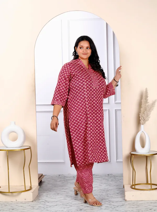 Women's_Plus_Size_Floral_Printed_Charming_Pink_Straight_Kurta_With_Palazzo_Set_-_Doriyan