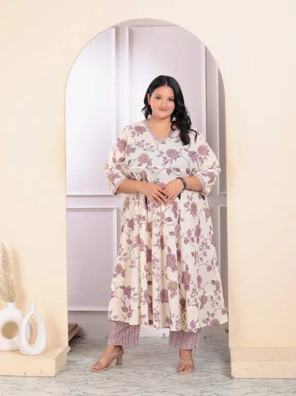 Women's_Plus_Size_Pink_Floral_Printed_V_Neck_Anarkali_Kurta_And_Palazzo_Set_-_Doriyan