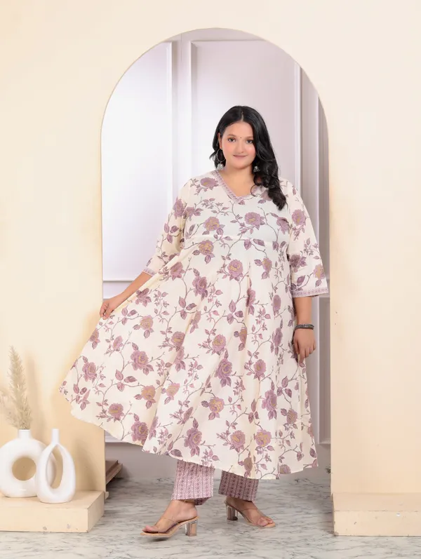 Women's_Plus_Size_Pink_Floral_Printed_V_Neck_Anarkali_Kurta_And_Palazzo_Set_-_Doriyan