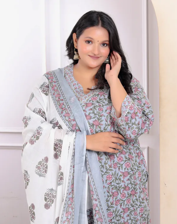 Women's_Plus_Size_Pure_Cotton_Traditional_Straight_Kurta_With_Palazzo_And_Dupatta_Set_-_Doriyan