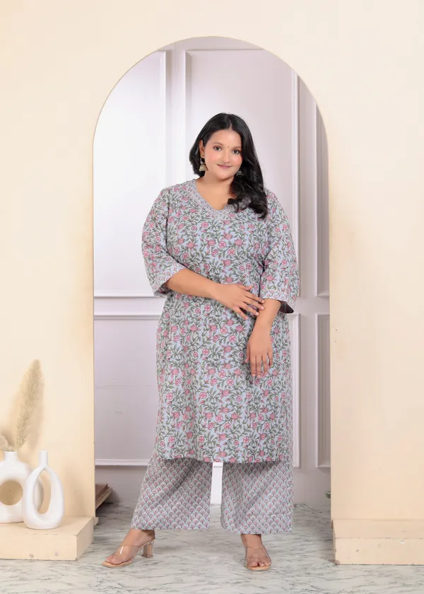Women's_Plus_Size_Blue_Cotton_Office_Wear_Floral_Printed_Kurta_Palazzo_SetÃ‚_-_Doriyan