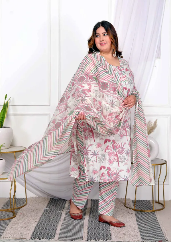 Women's_Plus_Size_Cotton_Light_Pink_Scenic_Birds_And_Leaf_Floral_Printed_Straight_Pakistani_Style_Suit_Set_-_Doriyan