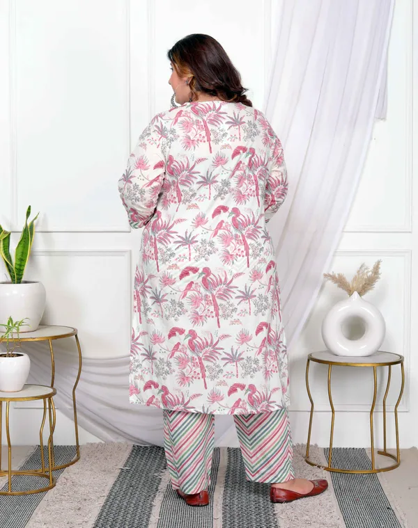 Women's_Plus_Size_Light_Pink_Scenic_Birds_And_Leaf_Floral_Printed_Cotton_Straight_Pakistani_Style_Kurta_And_Palazzo_-_Doriyan