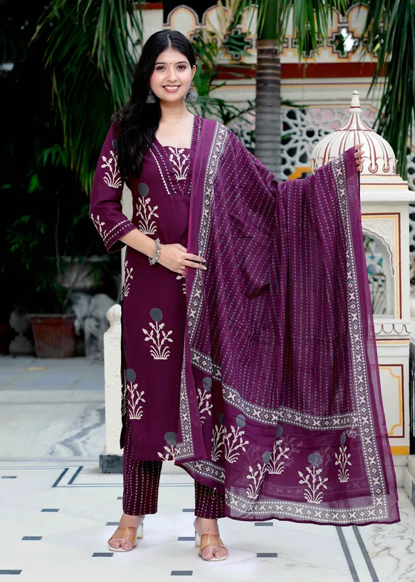 Women's_Cotton_Fabric_Purple_Kurta_With_Palazzo_And_Dupatta_-_Doriyan