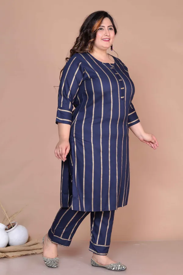 Women's_Plus_Size_Navy_Blue_Pakistani_Kurta_With_Palazzo_-_Doriyan