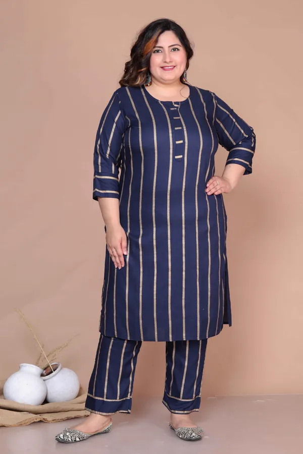 Women's_Plus_Size_Navy_Blue_Pakistani_Kurta_With_Palazzo_-_Doriyan