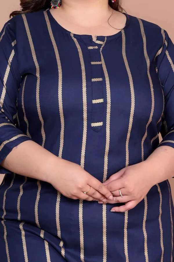 Women's_Plus_Size_Navy_Blue_Pakistani_Kurta_With_Palazzo_-_Doriyan