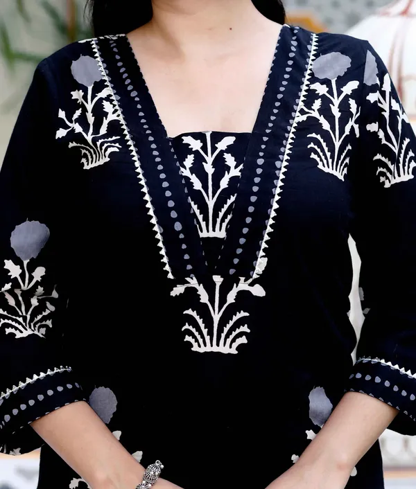 Women's_Cotton_Gota_Patti_Black_Floral_Printed_Straight_Kurta_Palazzo_Set_-_Doriyan