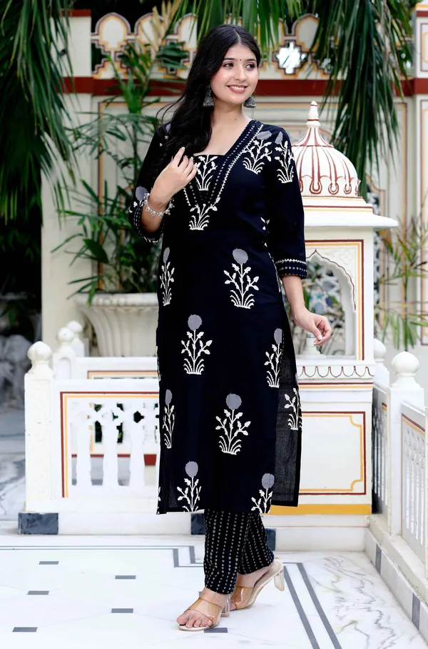 Women's_Cotton_Gota_Patti_Black_Floral_Printed_Straight_Kurta_Palazzo_Set_-_Doriyan