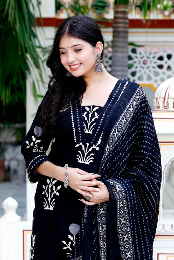 Women's_Cotton_Gota_Patti_Black_Floral_Printed_Straight_Kurta_Palazzo_With_Dupatta_Set_-_Doriyan