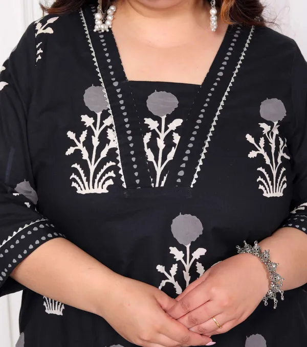 Women's_Plus_Size_Cotton_Gota_Patti_Black_Floral_Printed_Straight_Kurta_Palazzo_Set_-_Doriyan