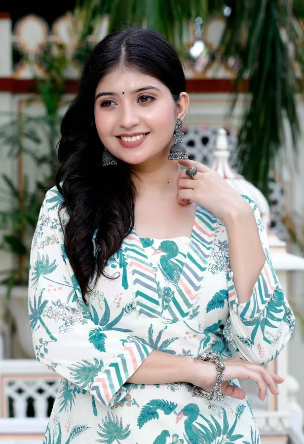 Women's_Light_Green_Scenic_Birds_And_Leaf_Straight_Pakistani_Style_Kurta_And_Palazzo_-_Doriyan