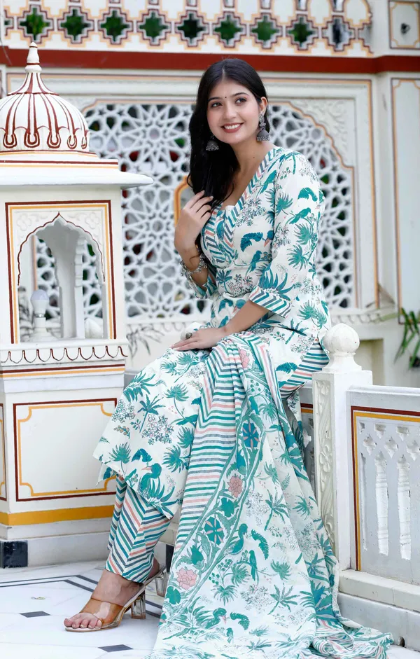 Women's_Light_Green_Scenic_Birds_And_Leaf_Straight_Pakistani_Style_Suit_Set_-_Doriyan