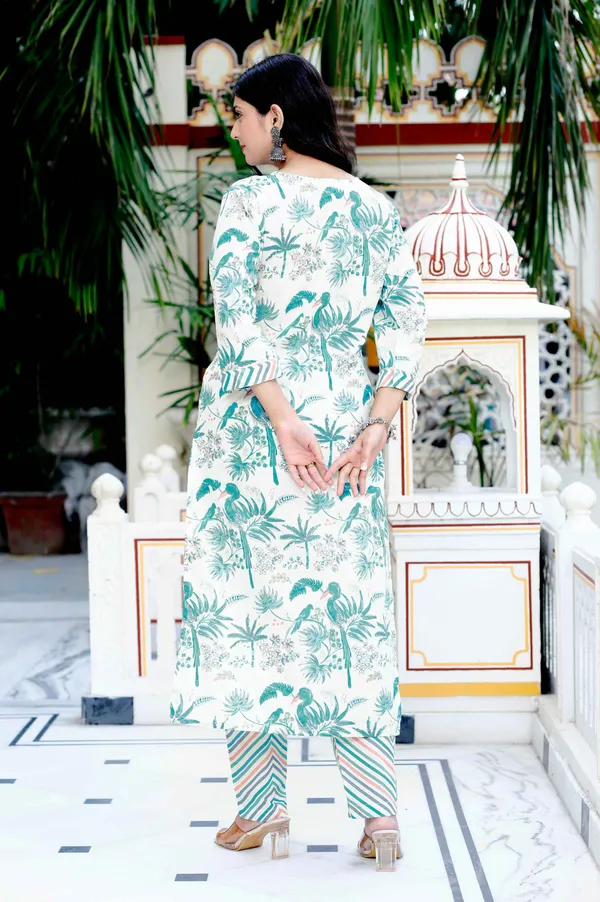 Women's_Light_Green_Scenic_Birds_And_Leaf_Straight_Pakistani_Style_Suit_Set_-_Doriyan