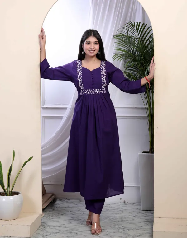 Women's_Purple_Embroidered_Sweetheart_Neck_&_Accordion_Pleated_Solid_A-Line_Kurta_And_Palazzo_Set_-_Doriyan