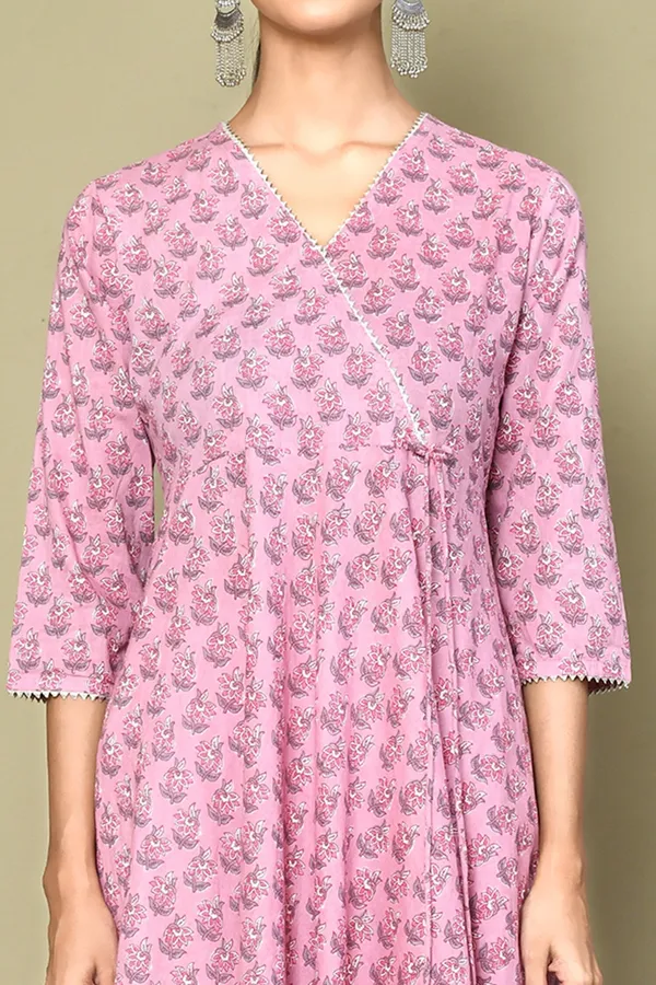 Women's_Pure_Cotton_Floral_Print_Long_Anarkali_Kurta_-_Doriyan