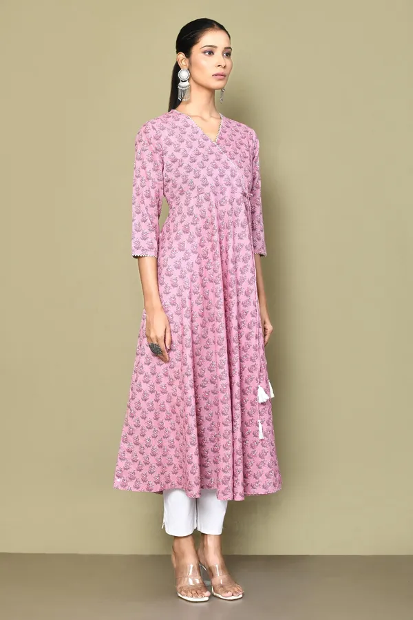 Women's_Pure_Cotton_Floral_Print_Long_Anarkali_Kurta_-_Doriyan