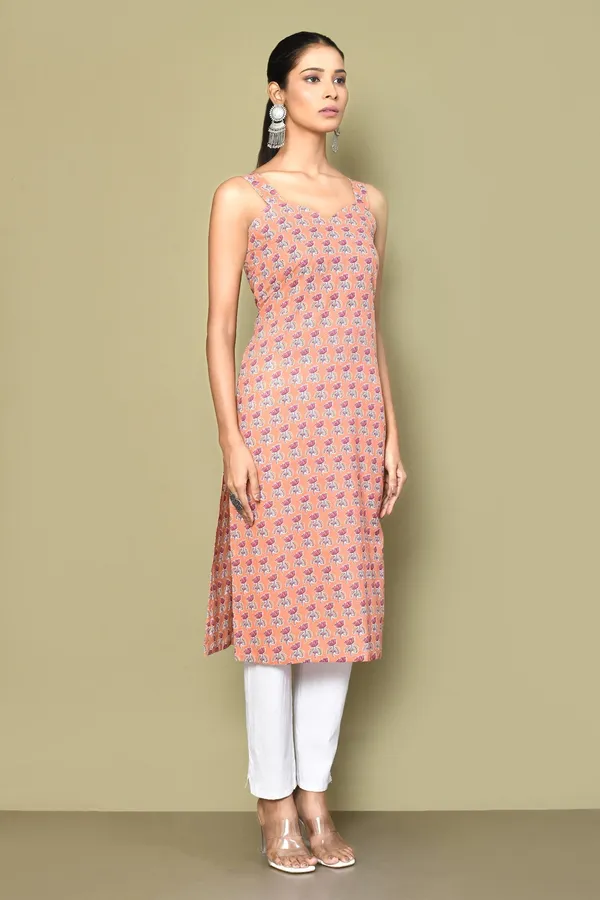 Women's_Peach-Coloured_Floral_Printed_Kurta_-_Doriyan