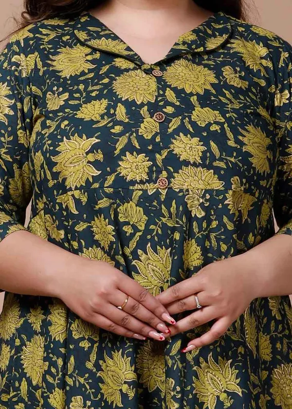 Women's_Plus_Size_Green_Floral_Printed_Anarkali_Kurta_-_Doriyan