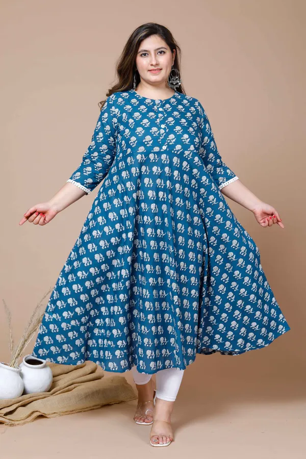 Women's_Plus_Size_Blue_&_White_Ethnic_Motifs_Printed_Cotton_Anarkali_Kurta_-_Doriyan