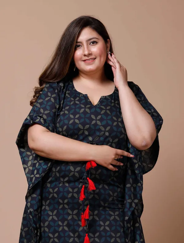 Women's_Plus_Size_Navy_Blue_Printed_Flared_Sleeves_Kaftan_-_Doriyan
