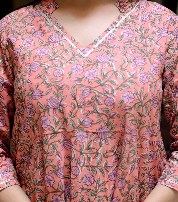 Women's_Orange_Cotton_Floral_Printed_Anarkali_Kurta_-_Doriyan