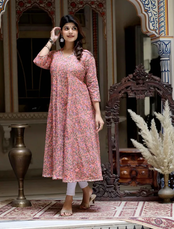 Women's_Orange_Cotton_Floral_Printed_Anarkali_Kurta_-_Doriyan