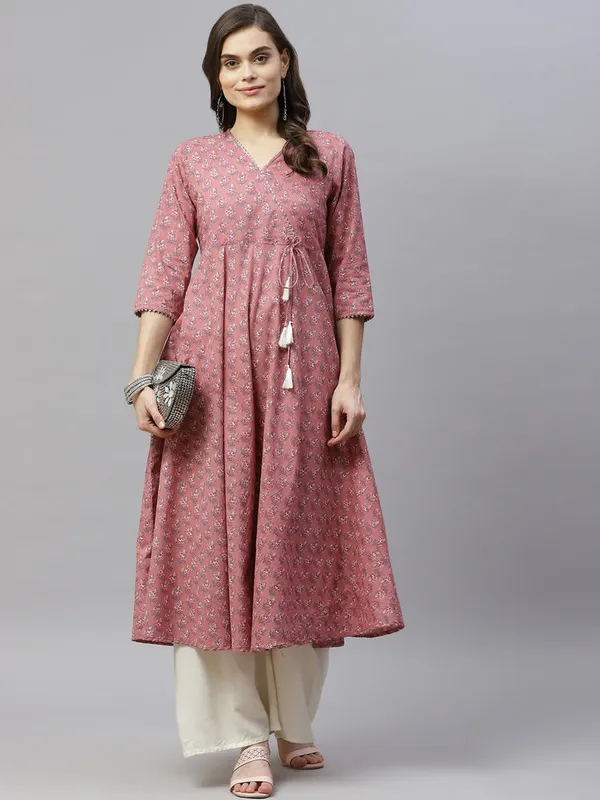 Women's_Pink_Pure_Cotton_Floral_Print_Long_Anarkali_Kurta_-_Doriyan