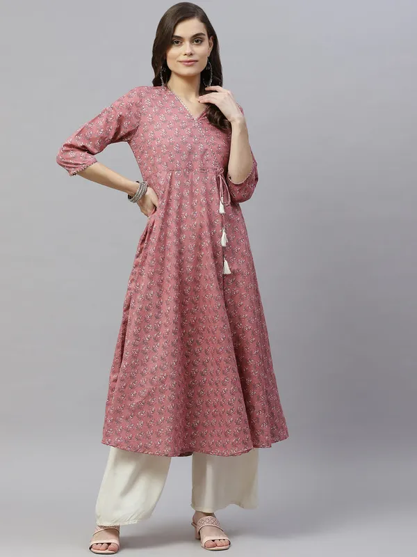 Women's_Pink_Pure_Cotton_Floral_Print_Long_Anarkali_Kurta_-_Doriyan