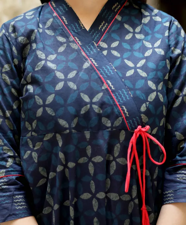 Women's_Blue_Abstract_Print_Ankle_Length_Angrakha_Style_Kurta_-_Doriyan
