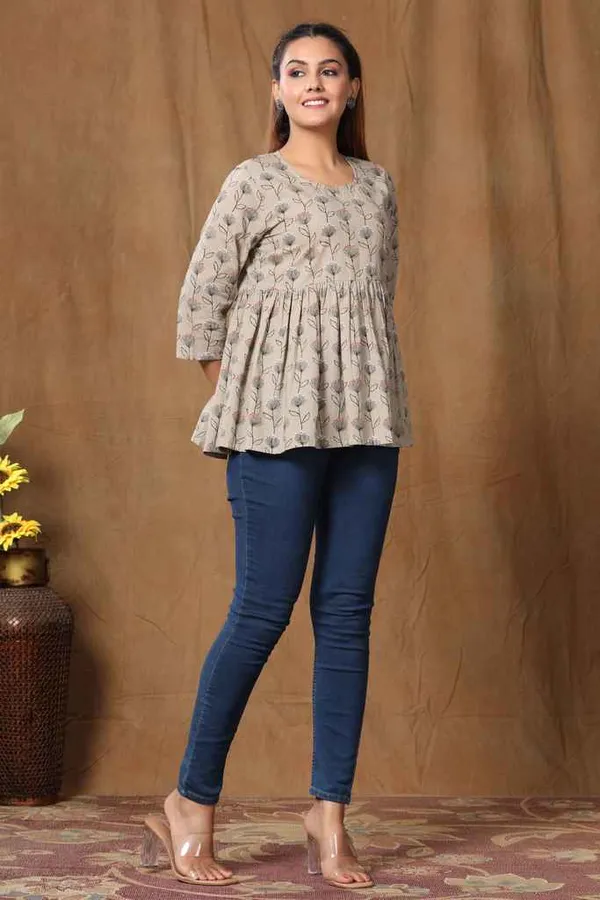 Women's_Beige_Printed_Short_Top-_Doriyan