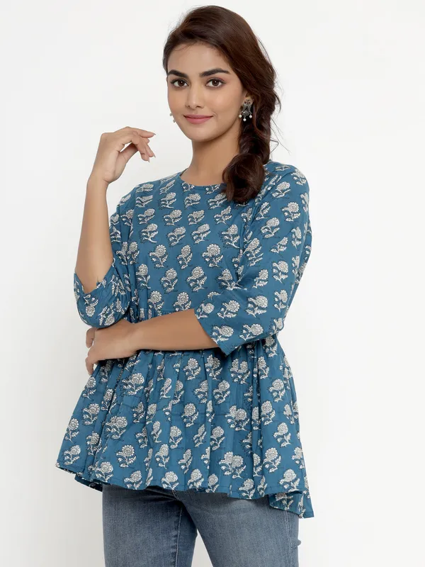 Women's_Blue_Cotton_Floral_Print_Tunic_-_Doriyan