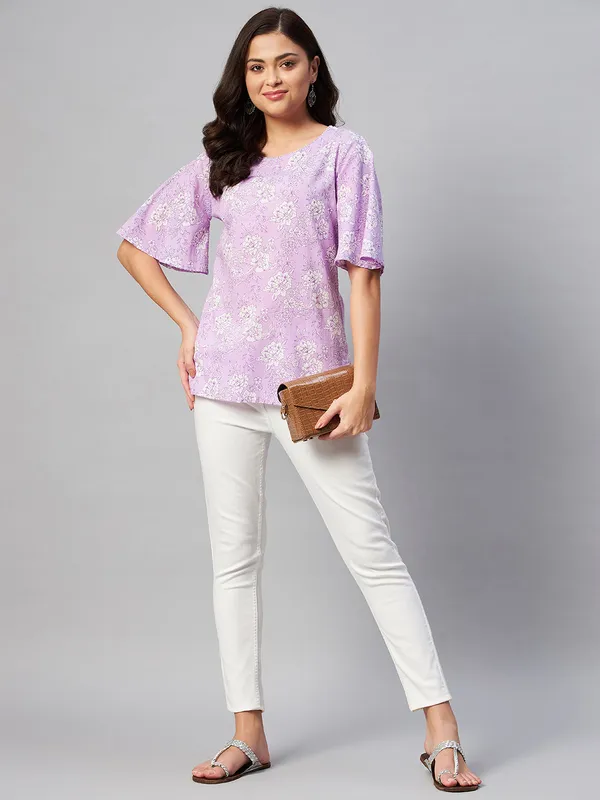Women's_Lavender-Coloured_Bell_Sleeve_Floral_Print_Kurti_-_Doriyan