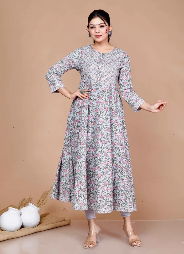 Women'S_Blue_Floral_Printed_Anarkali_Kurta_-_Doriyan